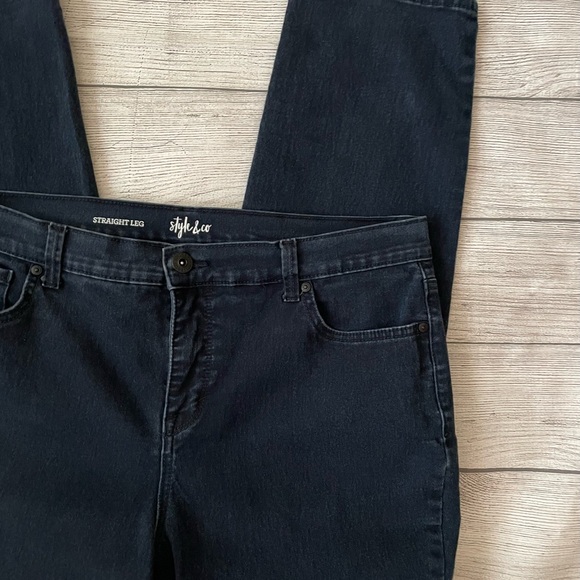 Women Style & Co High Rise Straight Leg Jeans - Picture 5 of 7